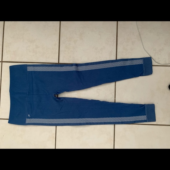 Fabletics High-Waisted Seamless Check Legging - Picture 2 of 2